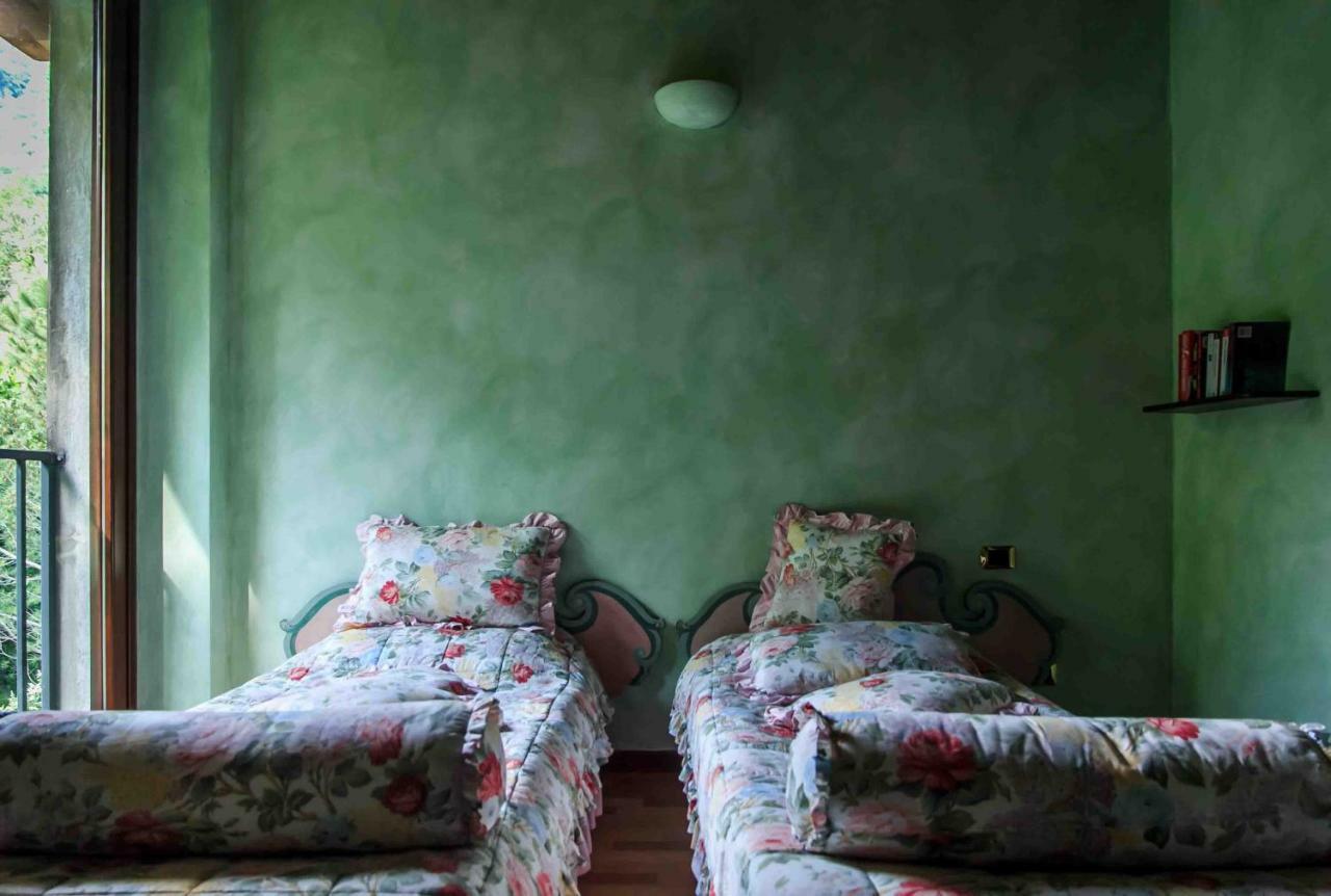Cascina Cologna Bed and Breakfast Galbiate Exterior foto