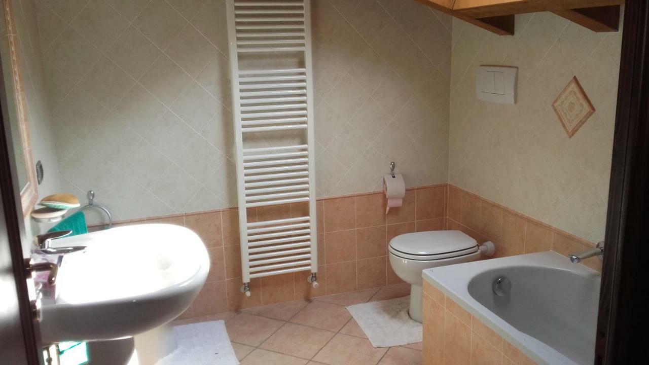 Cascina Cologna Bed and Breakfast Galbiate Exterior foto