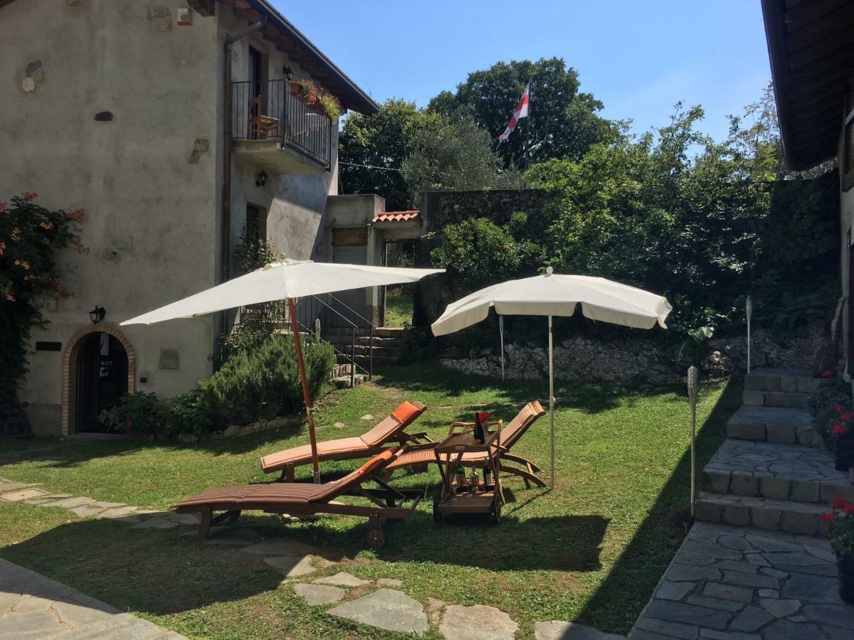 Cascina Cologna Bed and Breakfast Galbiate Exterior foto