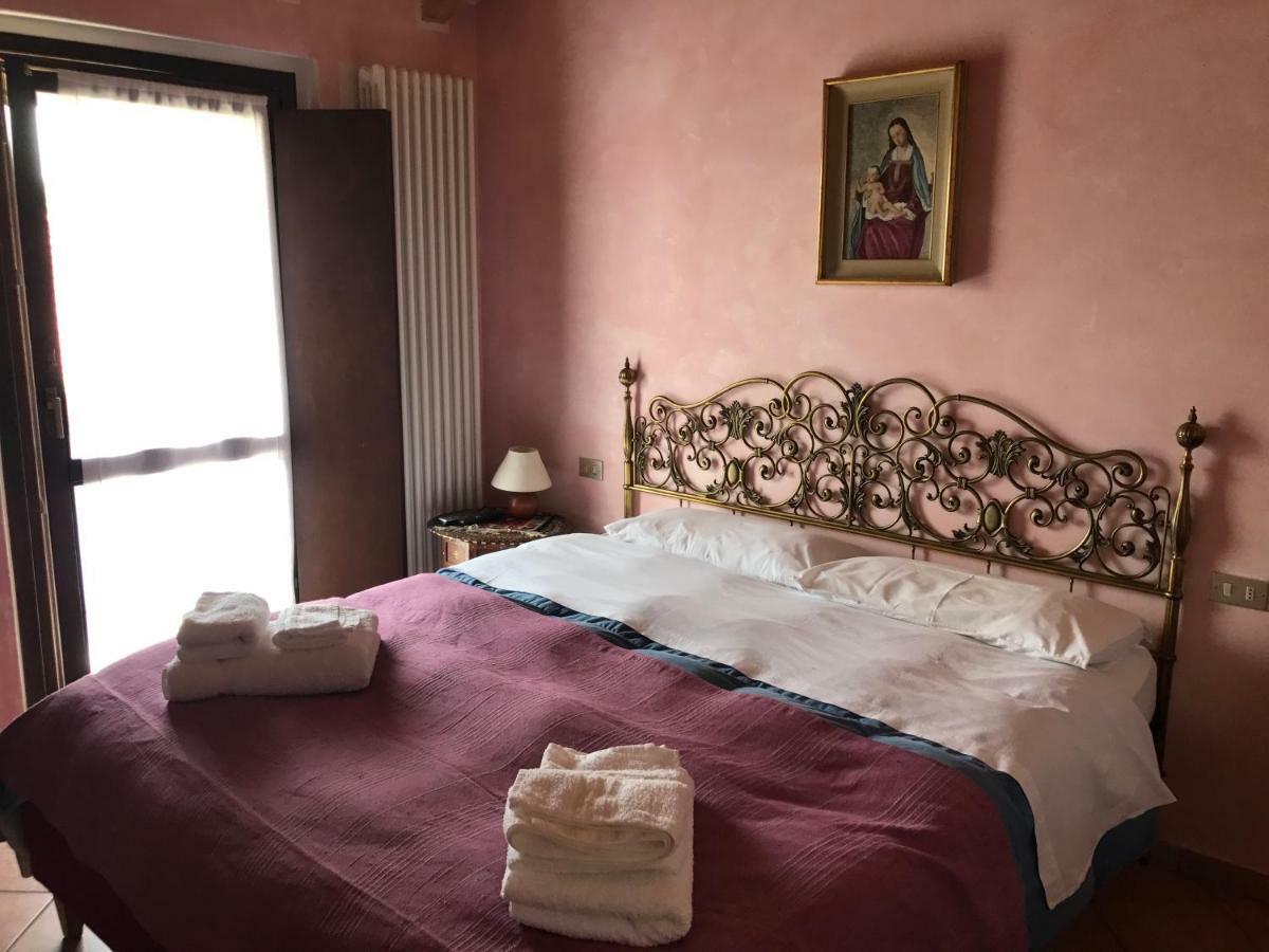 Cascina Cologna Bed and Breakfast Galbiate Exterior foto