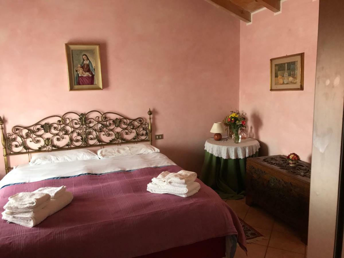 Cascina Cologna Bed and Breakfast Galbiate Exterior foto